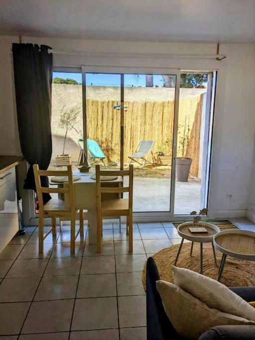 Appartement Sausset-les-pins, T2 Bord De *